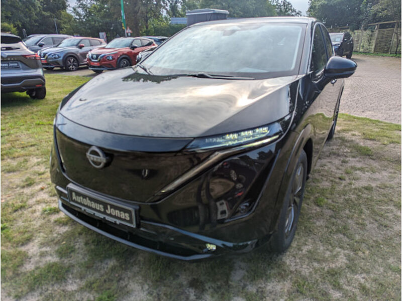 Nissan Ariya 63kWh, 22kW, Advance Pack, 130 kW CCS