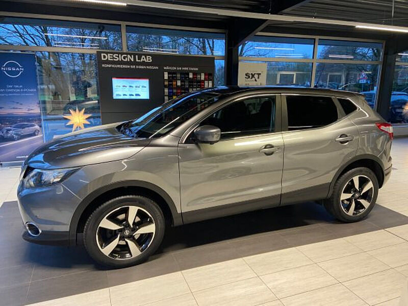 Nissan Qashqai N-Connecta mit AHK